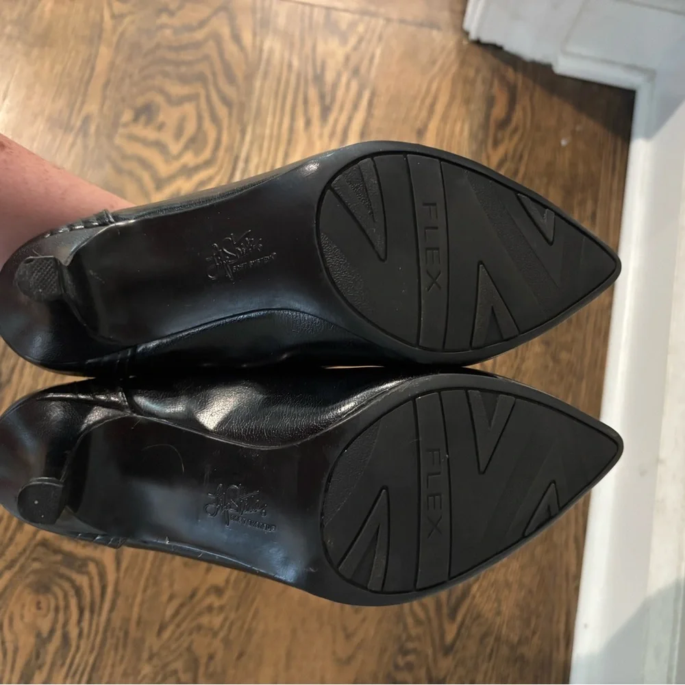 Life Stride Black Sevyn Heels - Picture 5 of 6